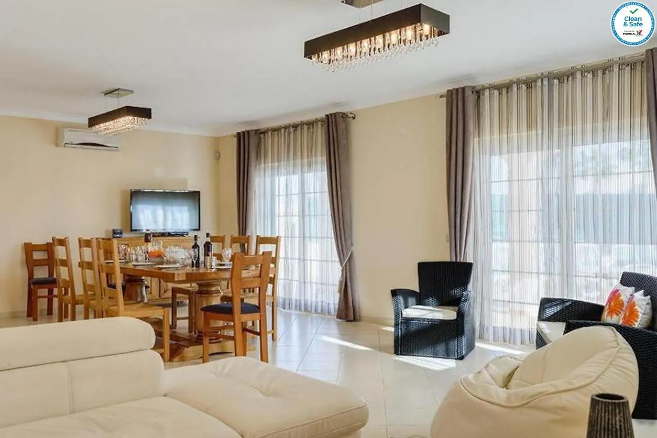 Villa Mikael - Free Wi-Fi - Aircon - Private Pool By Bedzy Albufeira Portugal